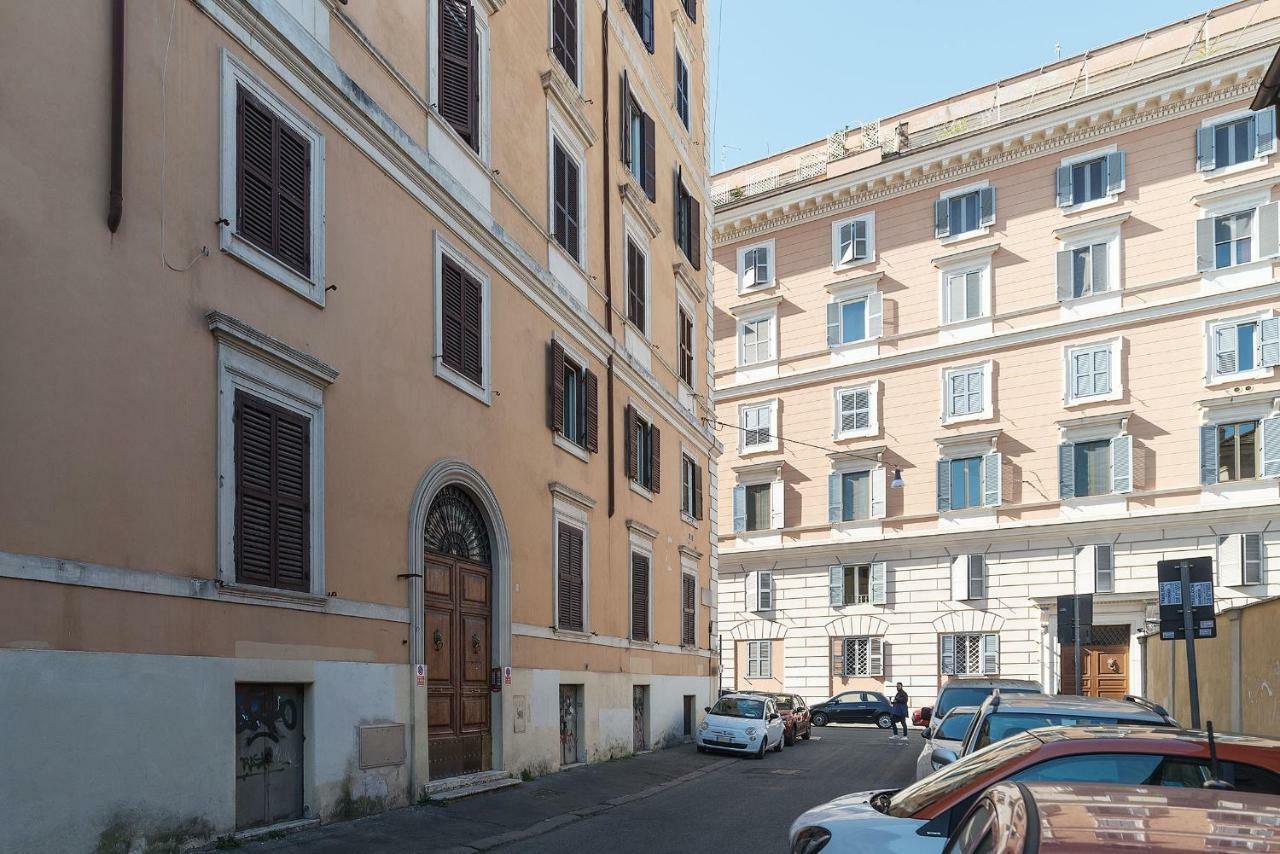 San Giovanni & Colosseo Roomy Flat Rzym Zewnętrze zdjęcie