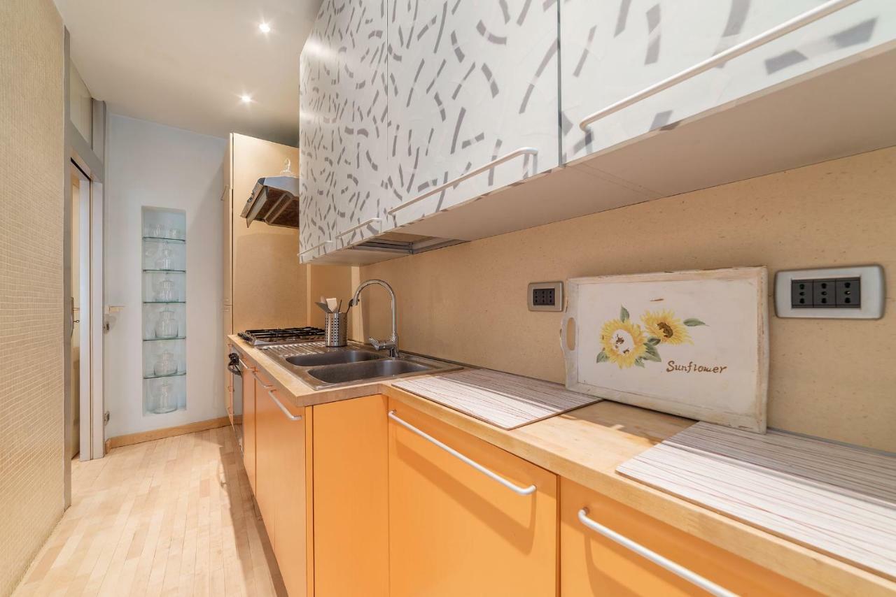San Giovanni & Colosseo Roomy Flat Rzym Zewnętrze zdjęcie